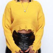 Load image into Gallery viewer, Mustard Frayed Crop sweater
