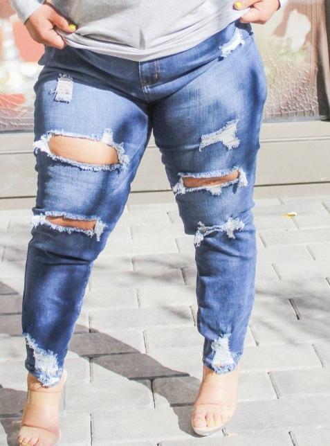 Medium wash high waist distressed jeans (Plus)