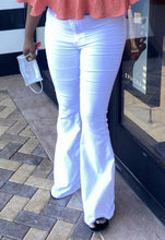 Load image into Gallery viewer, High waist White Flare Jeans
